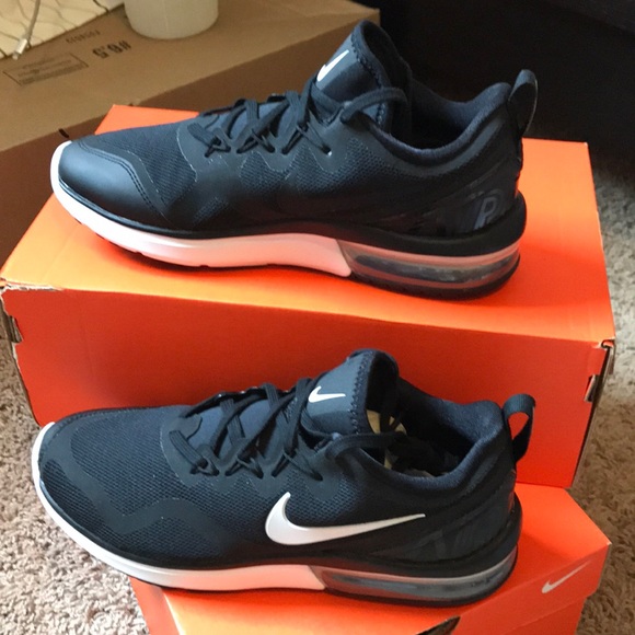 Nike Women’s Air Max Fury - Picture 2 of 8